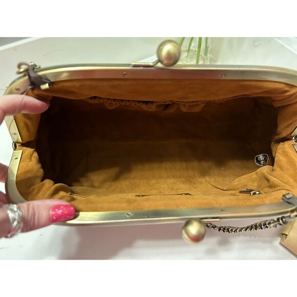 Patricia Nash Distressed Gold Leather Mia Frame Handbag, New With Tags - Picture 4 of 13